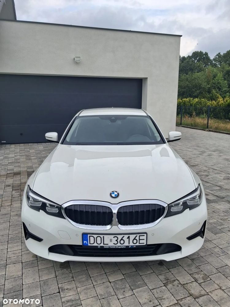 BMW Seria 3 318i Advantage - 4