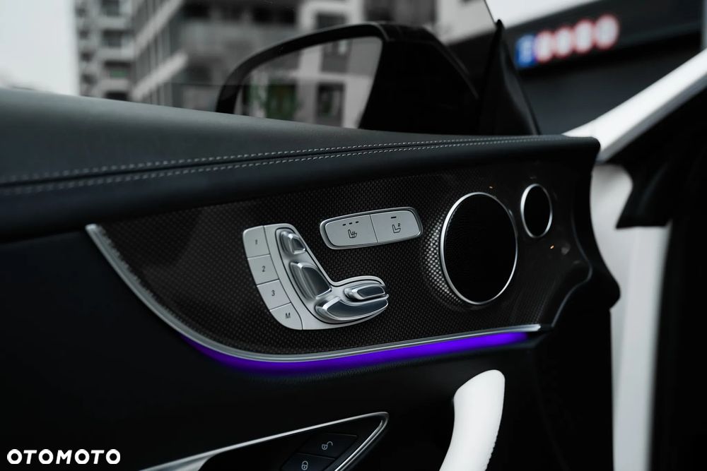 Mercedes-Benz Klasa E 400 4Matic 9G-TRONIC AMG Line - 15