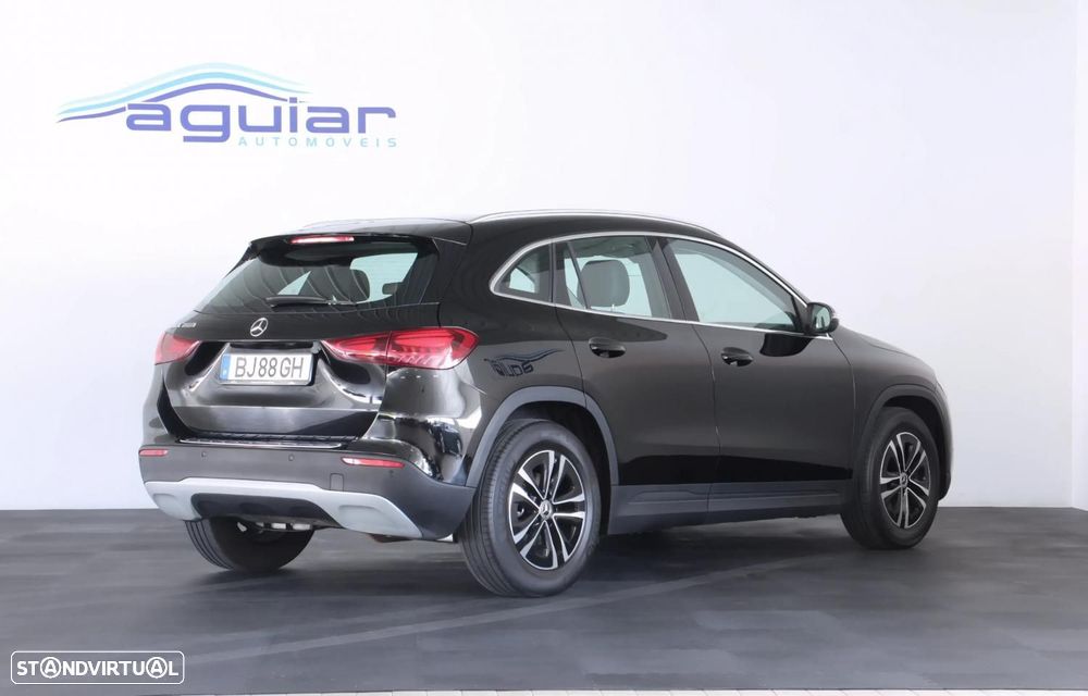 Mercedes-Benz GLA 200 Style - 4