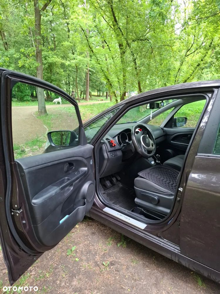Kia Venga 1.4 CRDi L - 4