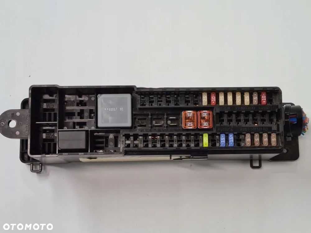 SKRZYNKA BEZPIECZNIKÓW FORD C-MAX MK2 AV6T9A340 - 1