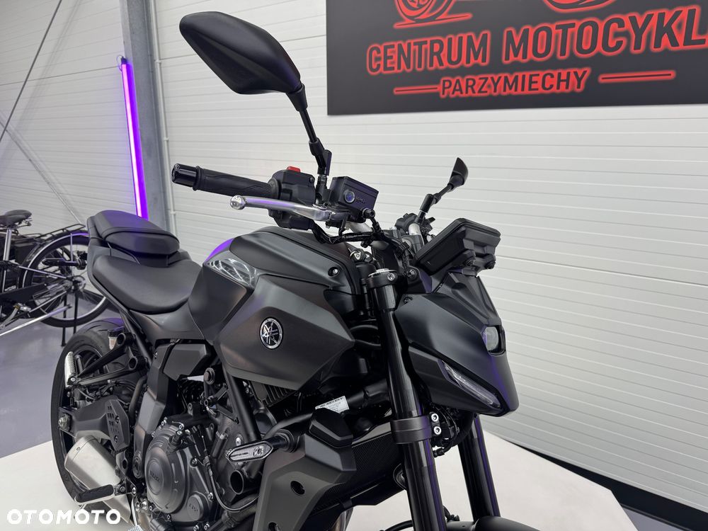 Yamaha MT - 17