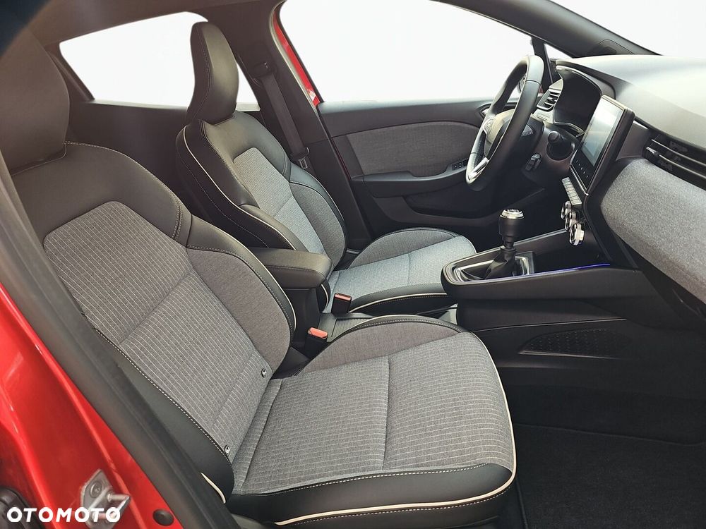 Renault Clio - 18