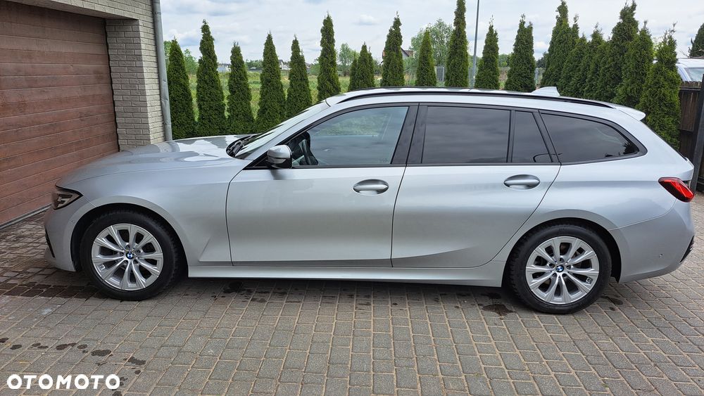 BMW Seria 3 318d - 10
