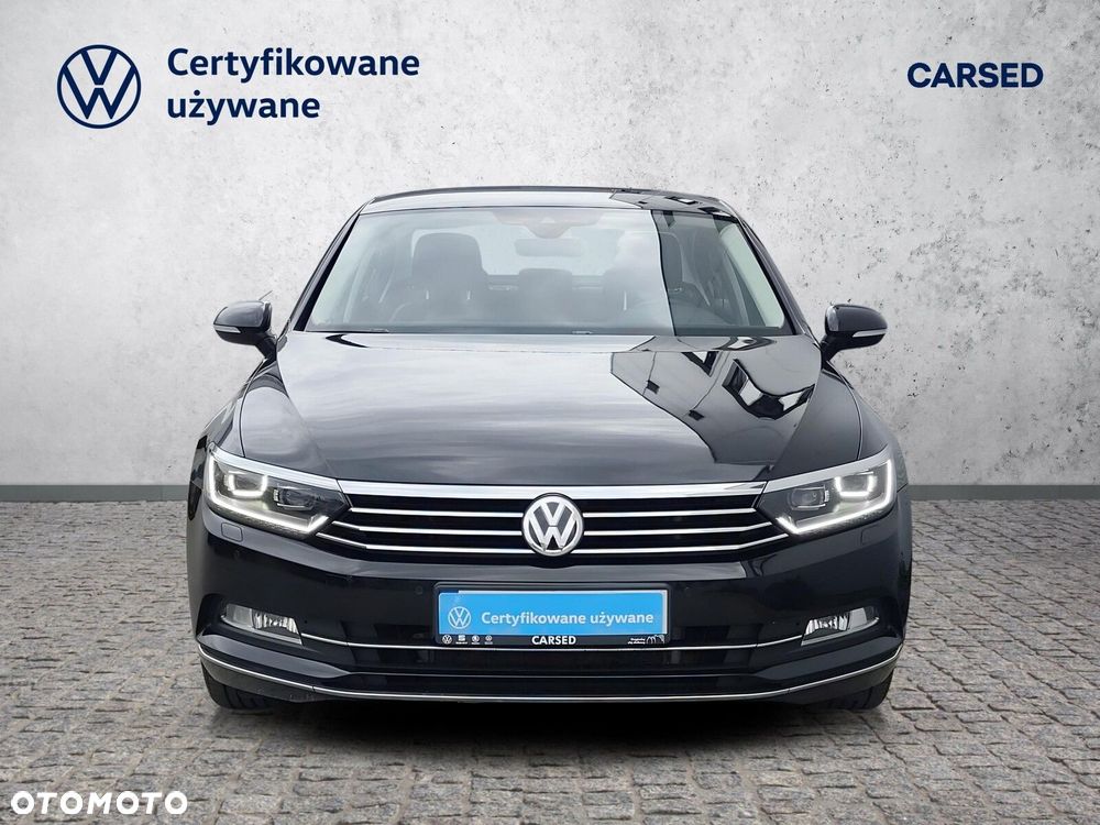 Volkswagen Passat - 10