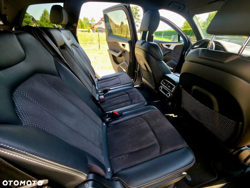 Audi SQ7 - 12