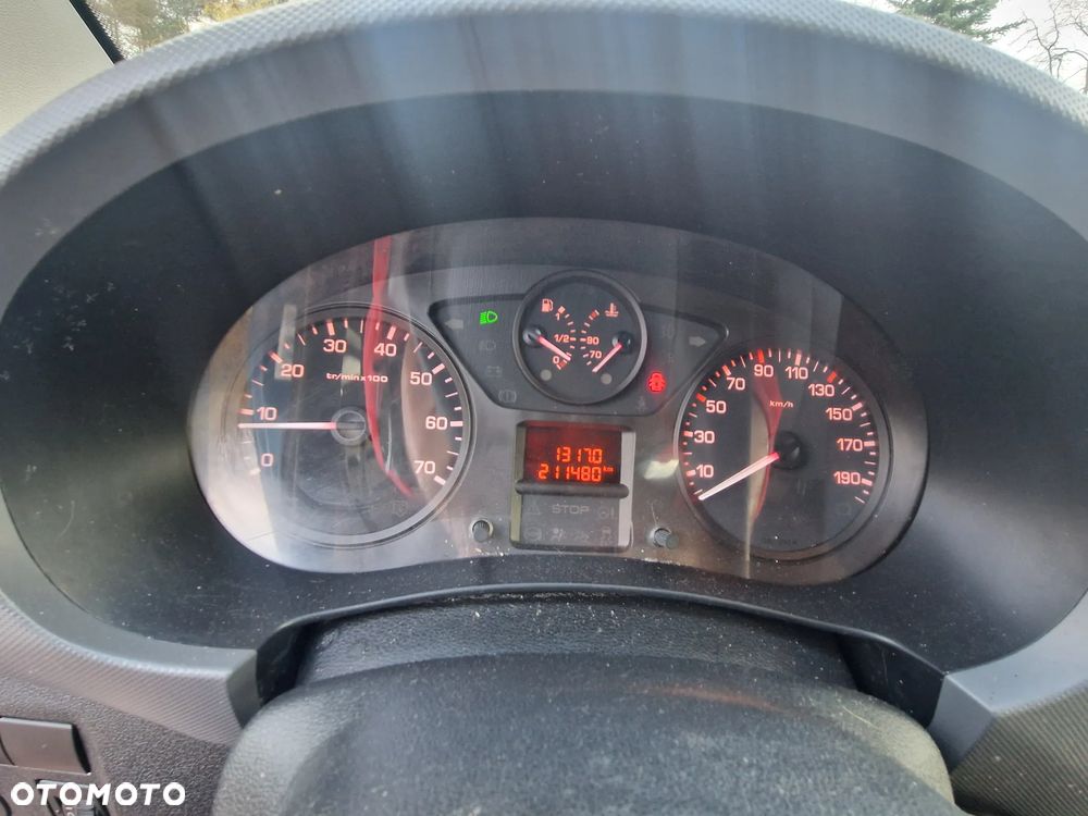 Peugeot Partner - 10