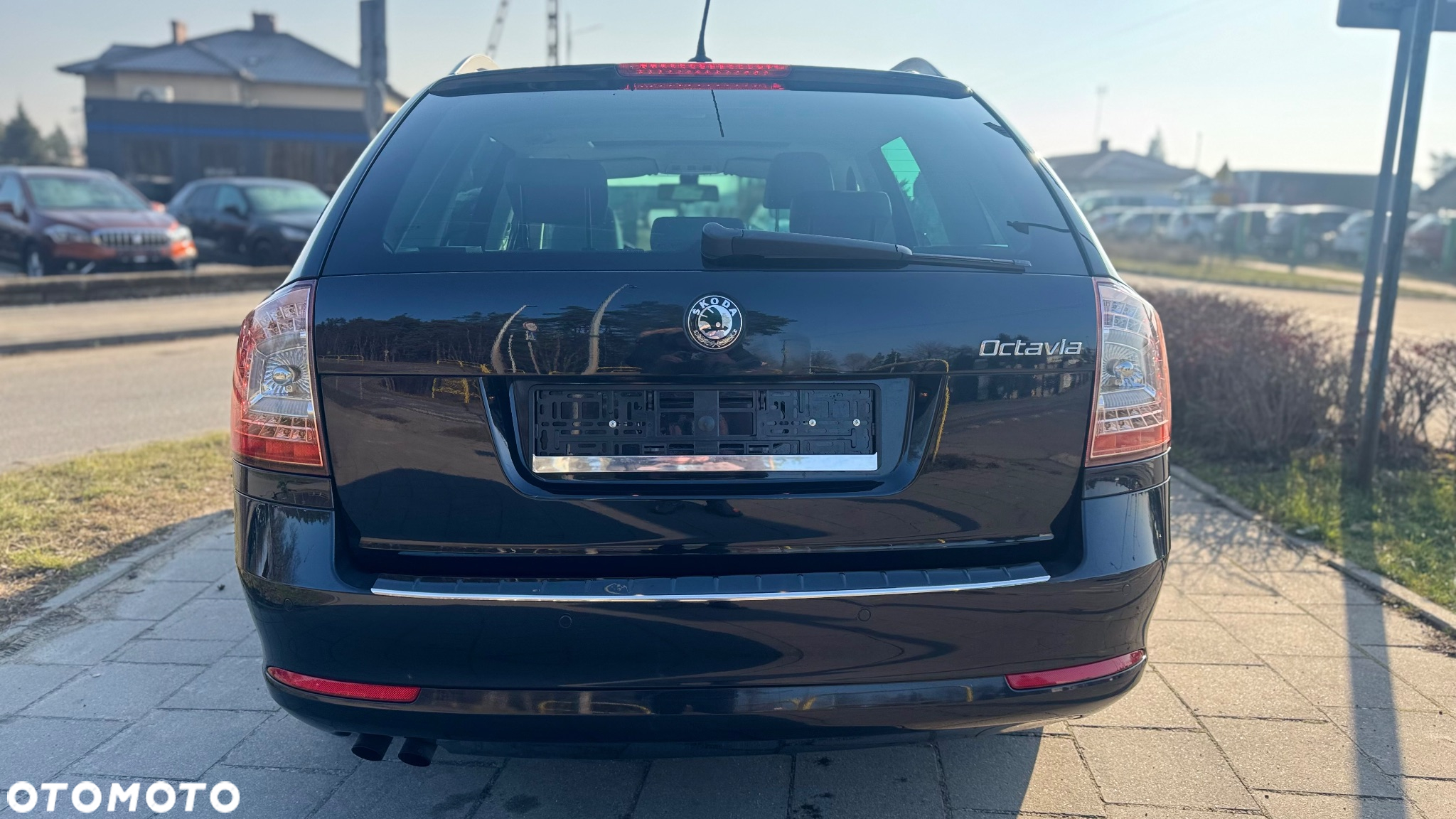 Skoda Octavia 1.8 TSI DSG L&K - 6