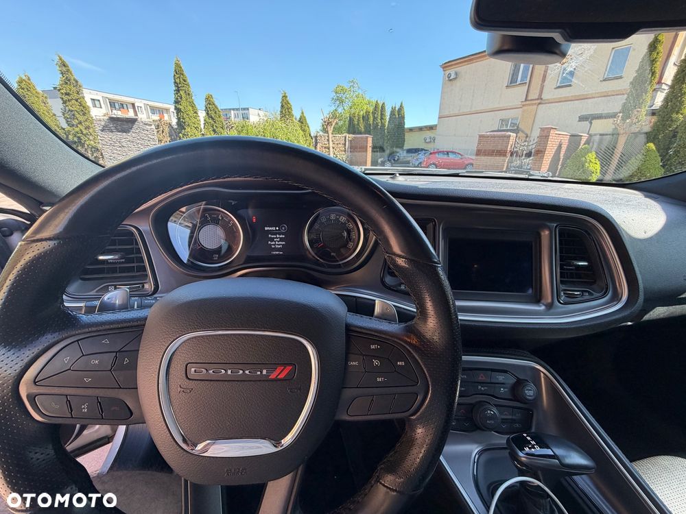 Dodge Challenger 5.7 R/T - 14