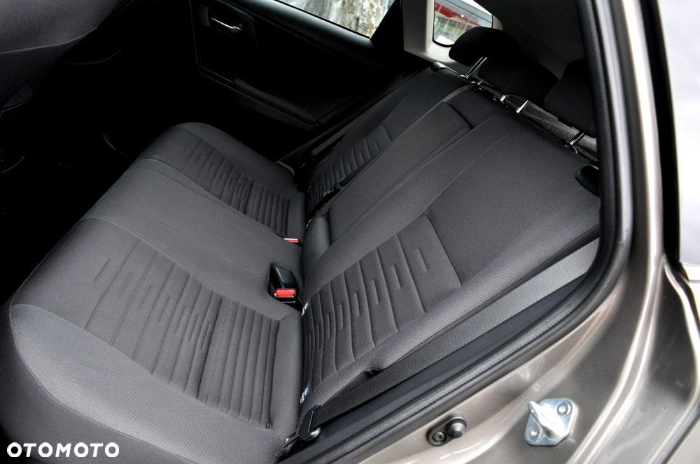 Toyota Auris - 10
