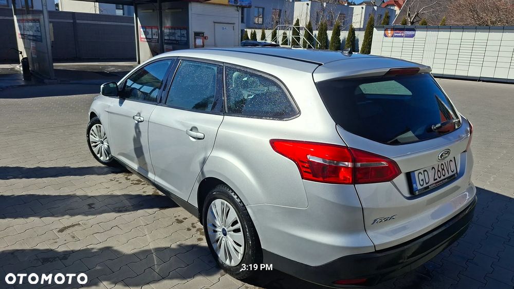 Ford Focus 1.5 TDCi Trend - 4