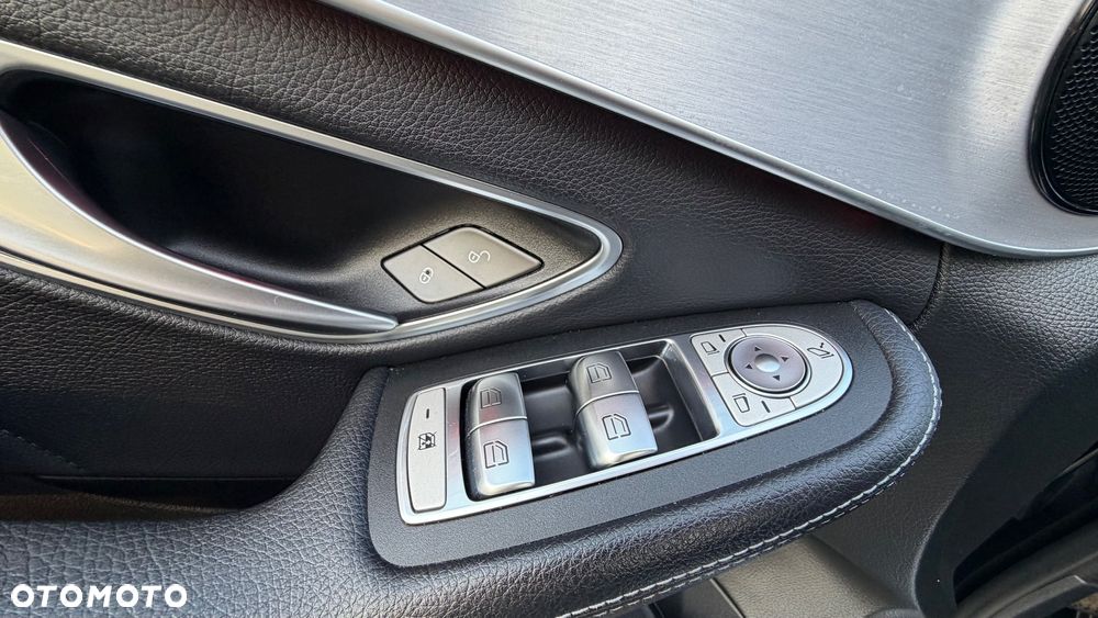 Mercedes-Benz Klasa C - 31