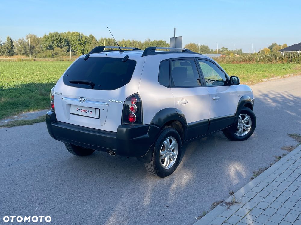 Hyundai Tucson 2.0 2WD GLS Style - 20