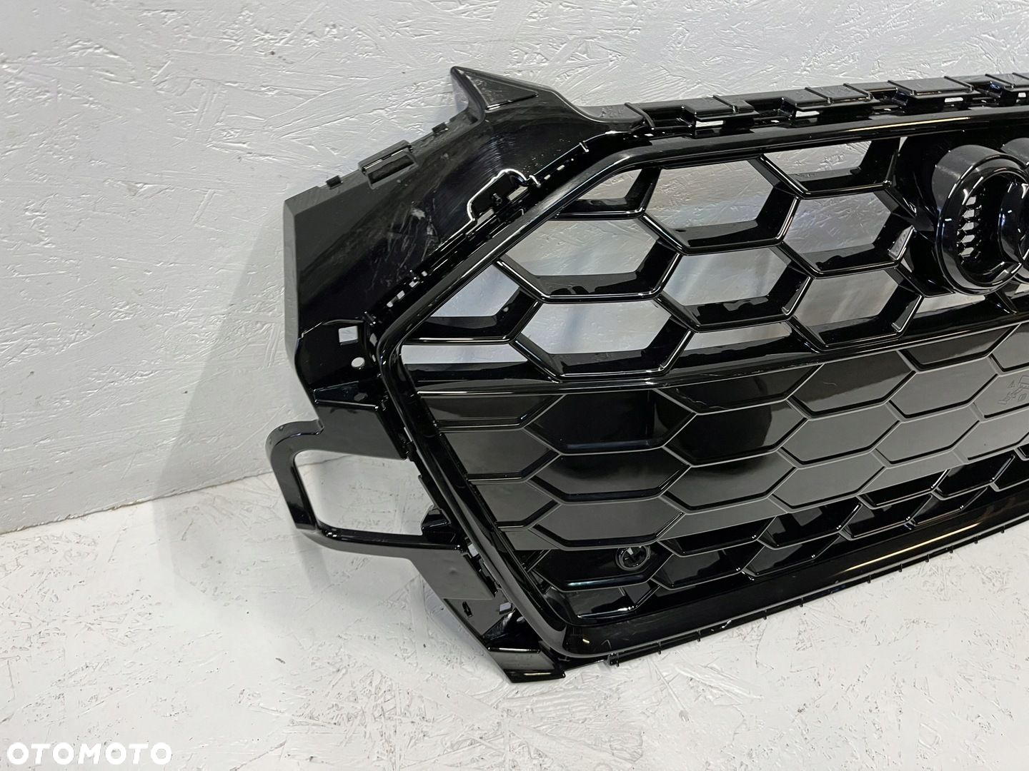 AUDI A4 B9 8W0 LIFT 2020 - S-LINE ATRAPA GRILL ORG - 2