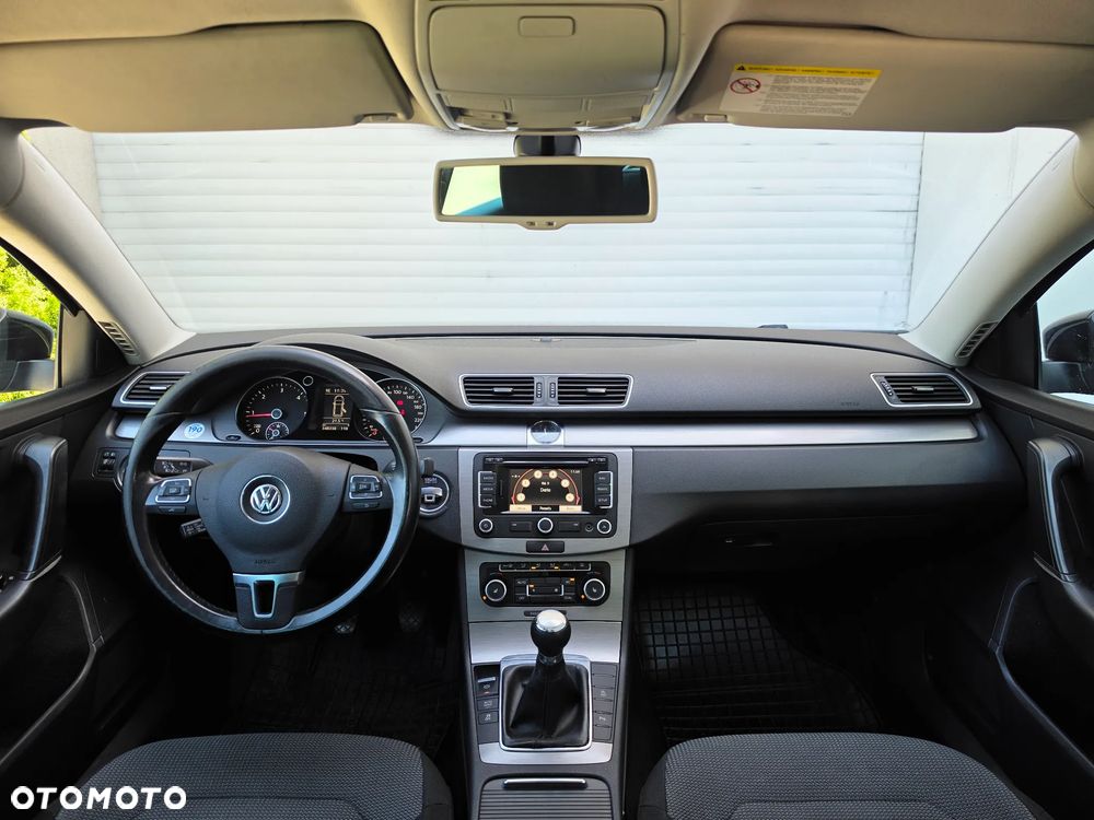 Volkswagen Passat Variant 2.0 TDI DPF Comfortline - 8