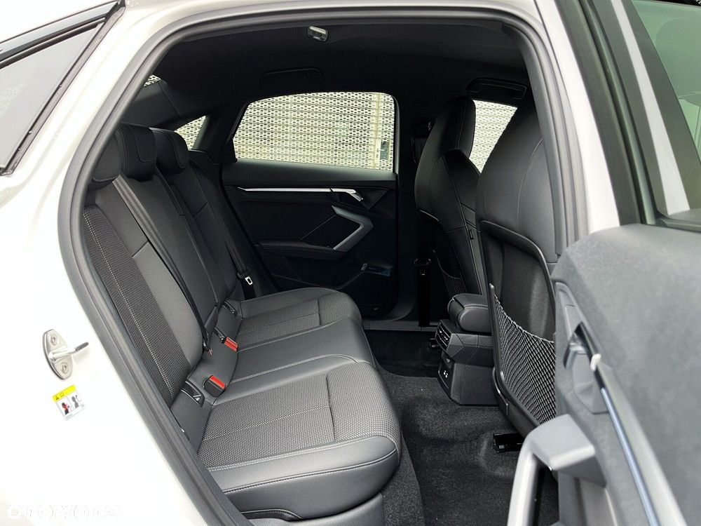 Audi S3 Limousine - 24