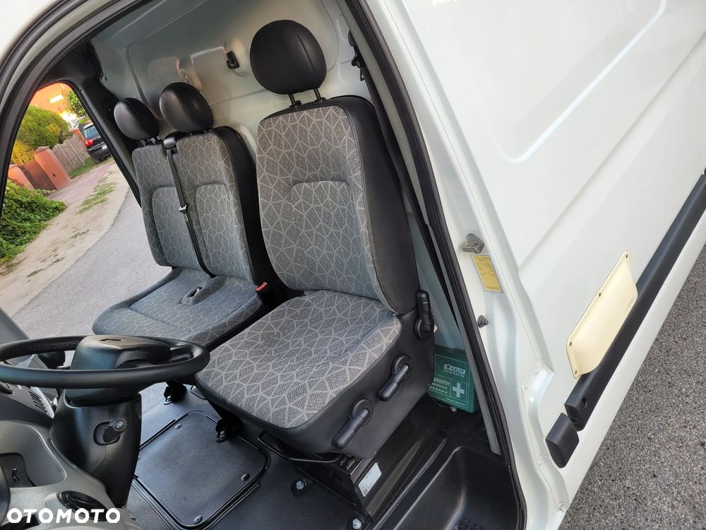 Renault Master - 33