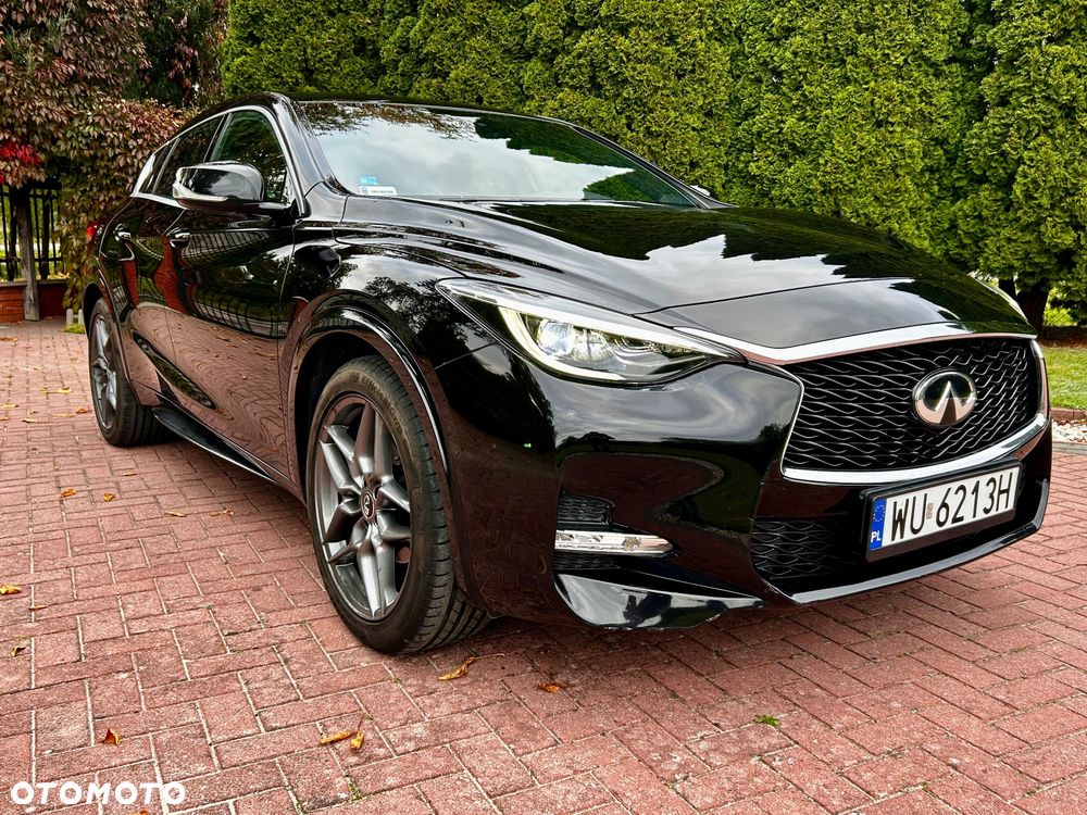 Infiniti Q30 1.6t Sport 7DCT - 9