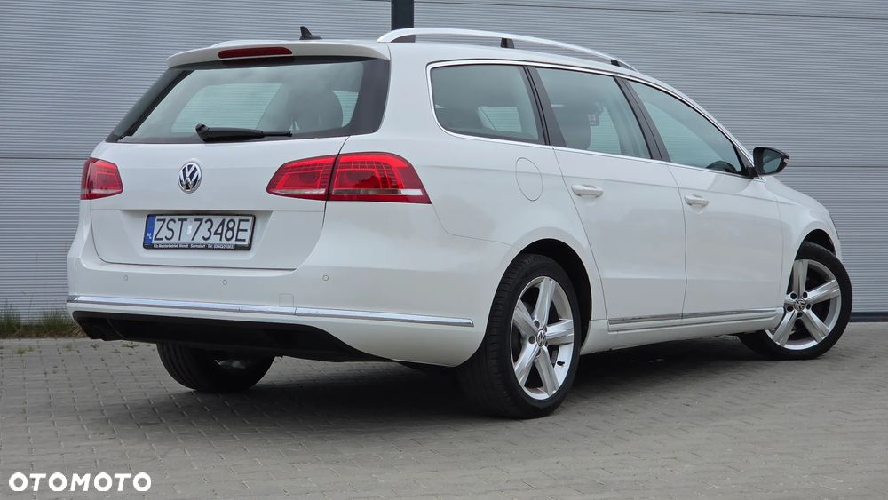Volkswagen Passat Variant 2.0 TDI BlueMotion Technology DPF Comfortline - 14