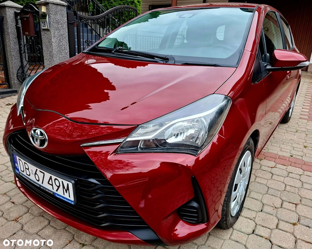 Toyota Yaris - 1