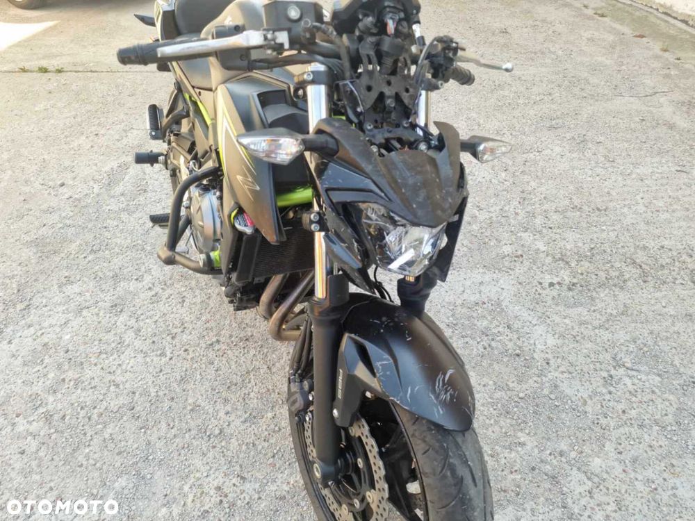 Kawasaki Z 650 - 5