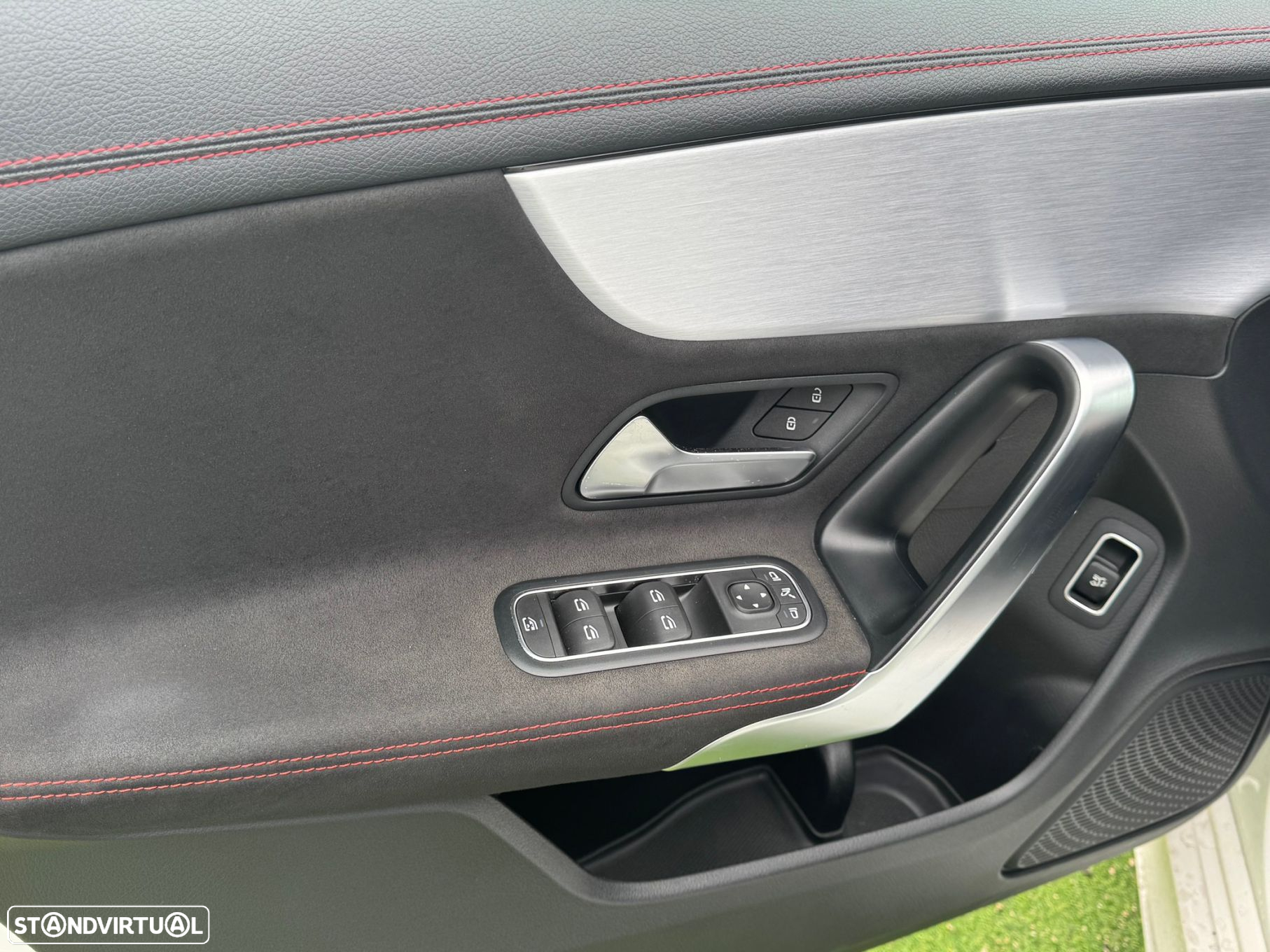Mercedes-Benz CLA 200 d Shooting Brake AMG Line Aut. - 10