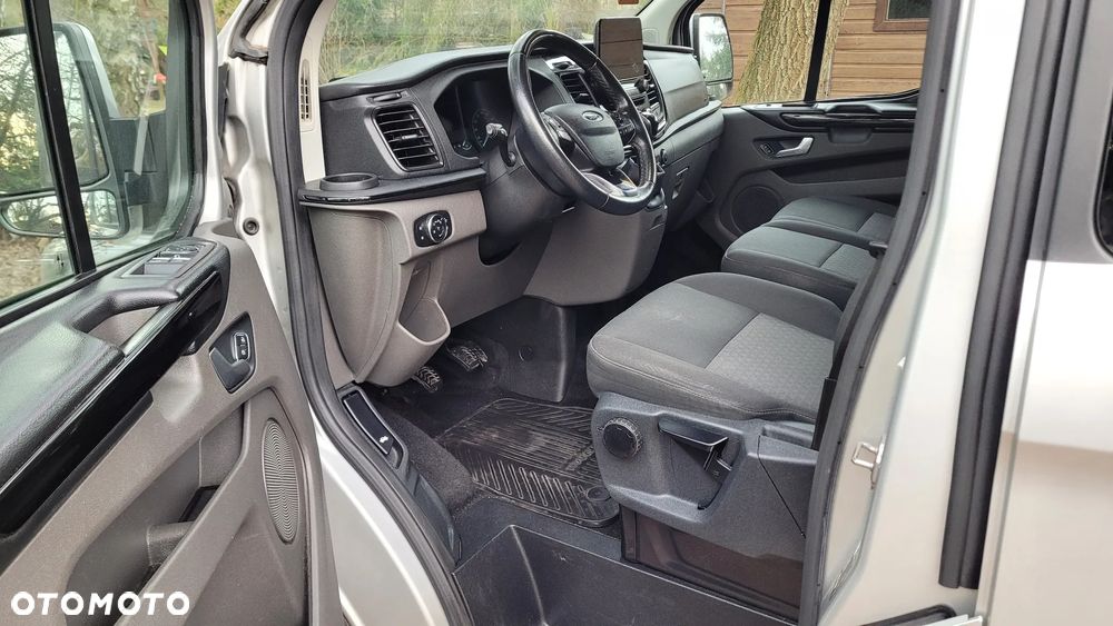 Ford Tourneo Custom 2.0 EcoBlue L2 Trend - 11