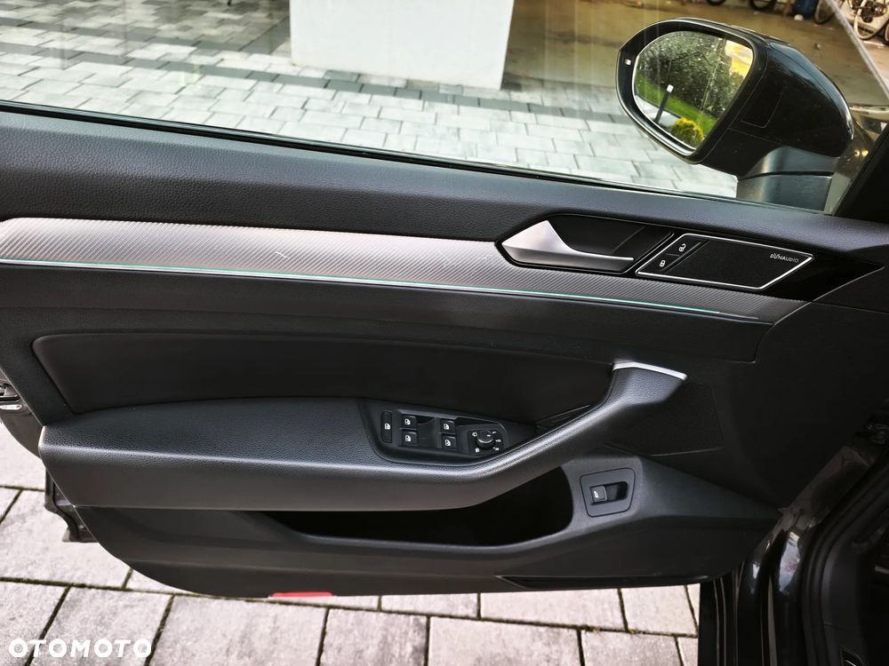 Volkswagen Arteon 2.0 TSI 4Motion R-Line DSG - 22