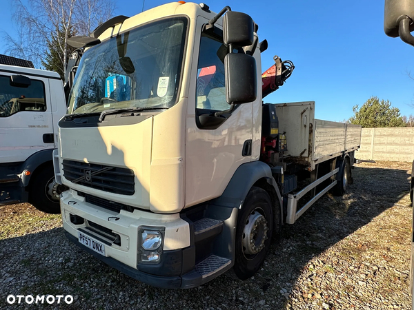 Volvo FL6 skrzyniowy HDS Fassi 5400kg