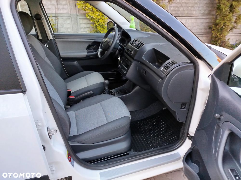 Skoda Fabia 1.2 HTP Active - 19