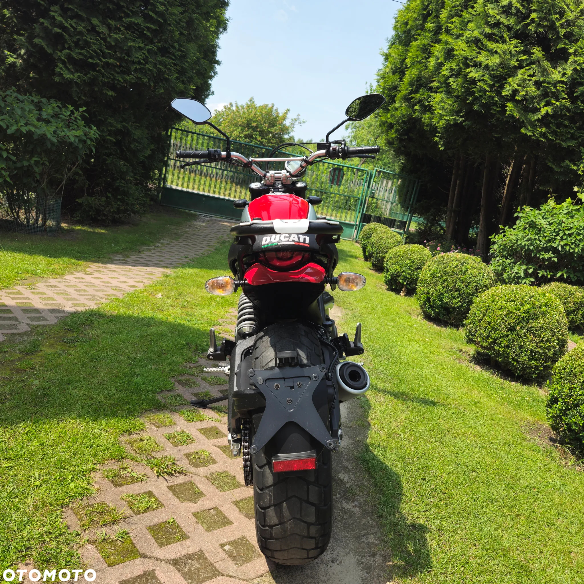 Ducati Scrambler - 14