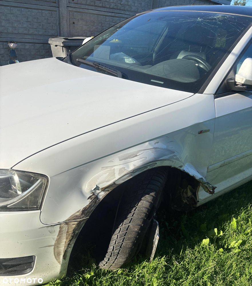 Audi A3 Sportback - 2