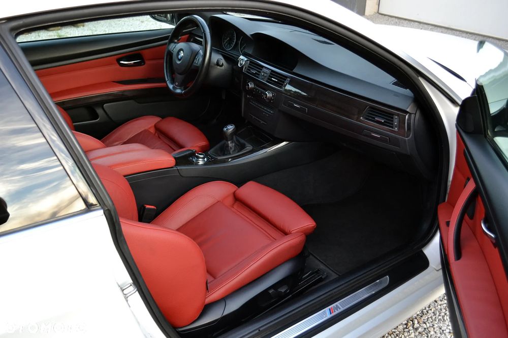 BMW Seria 3 320d M Sport Edition - 7