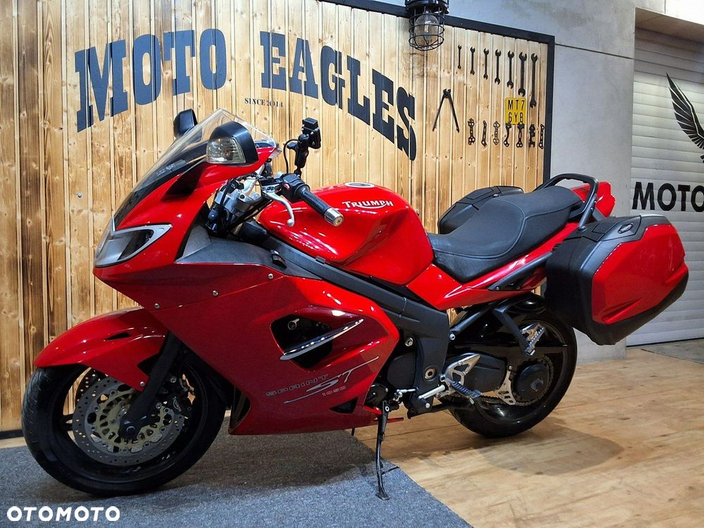 Triumph Sprint - 3