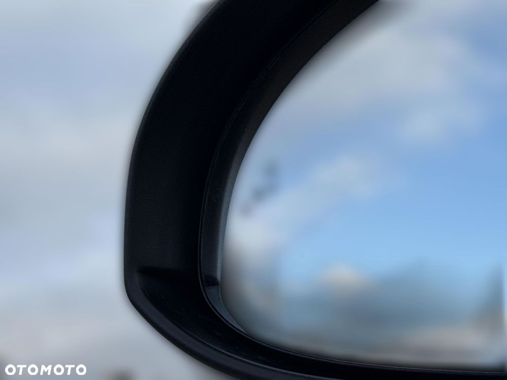 Toyota C-HR 2.0 Hybrid GR Sport - 26