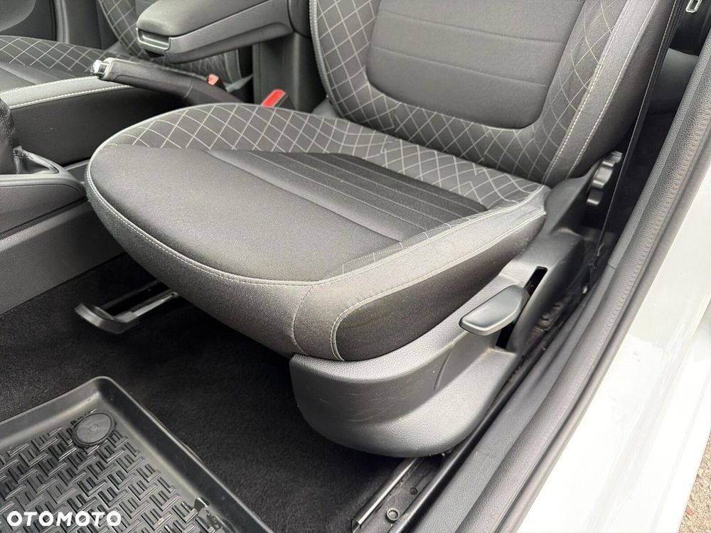 Skoda Fabia 1.0 TSI Ambition - 12
