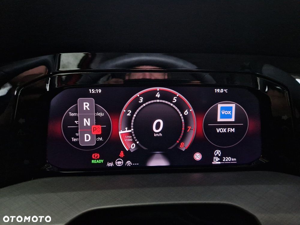 Volkswagen Golf - 14