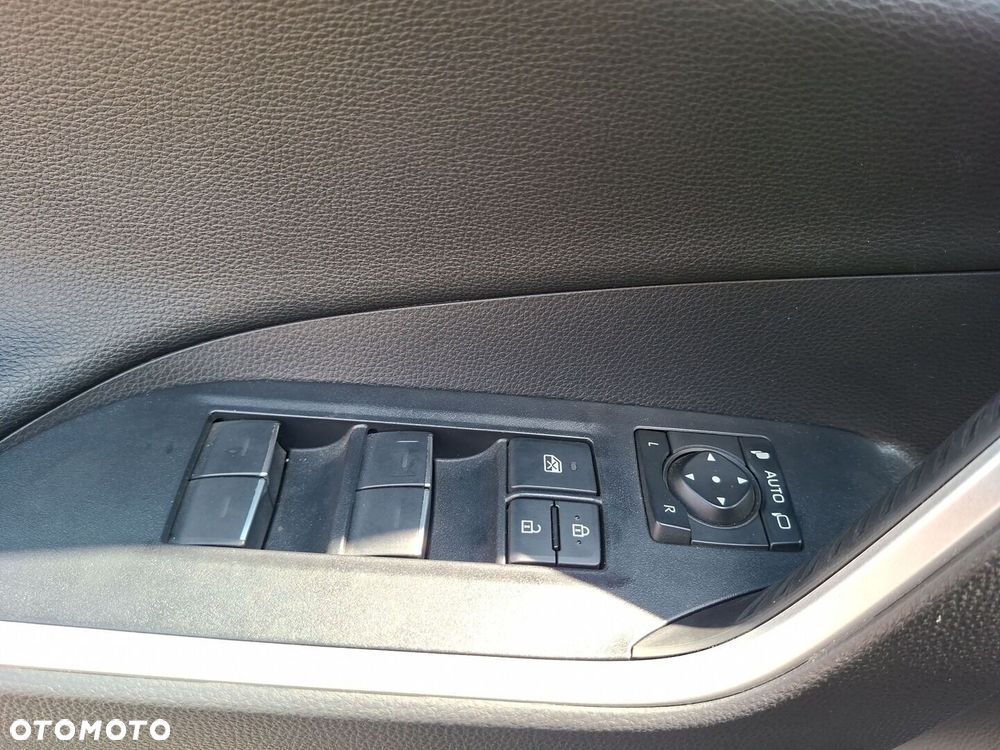 Toyota RAV4 2.5 Hybrid Selection 4x4 - 23