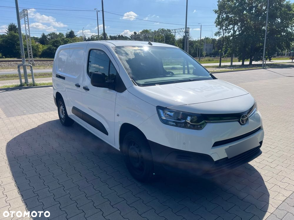 Toyota Pro Ace City Long Active - 7