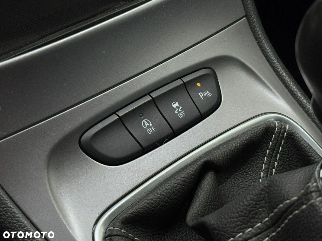 Opel Astra - 25