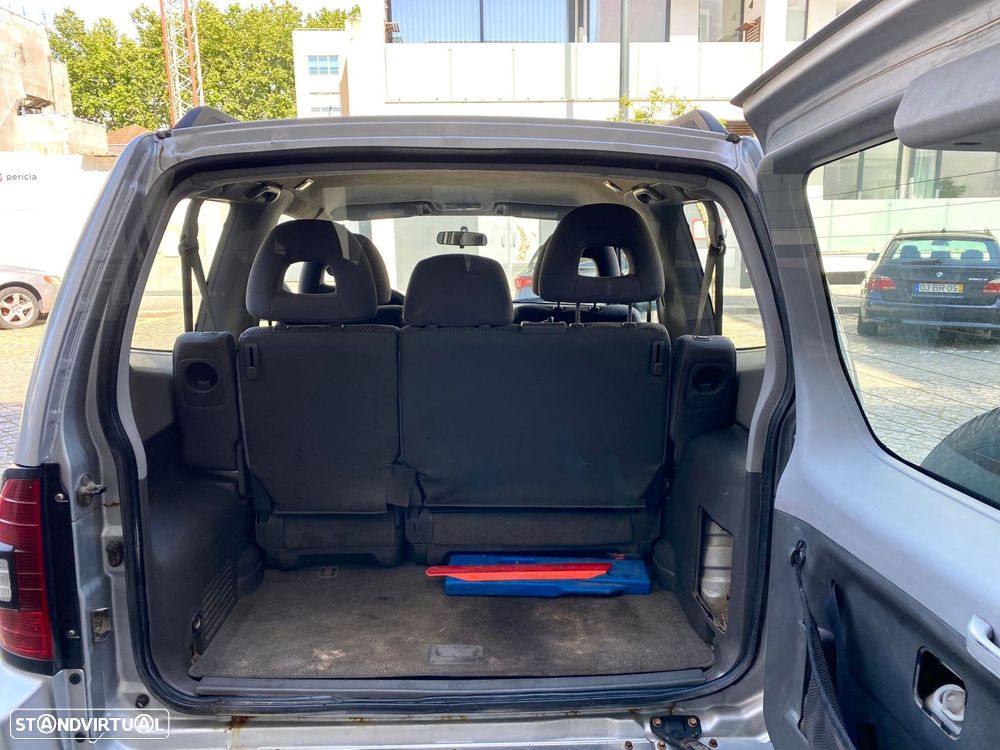 Mitsubishi Pajero 2.5 TD GLX - 26