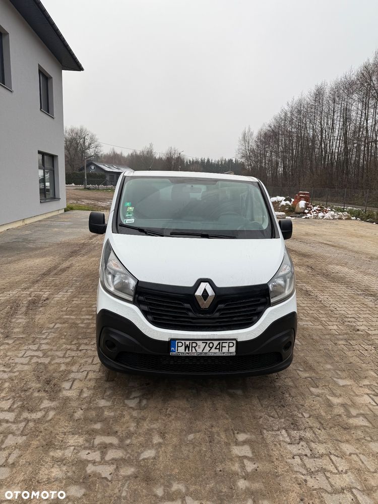 Renault Trafic 9 osób osobowy - 2
