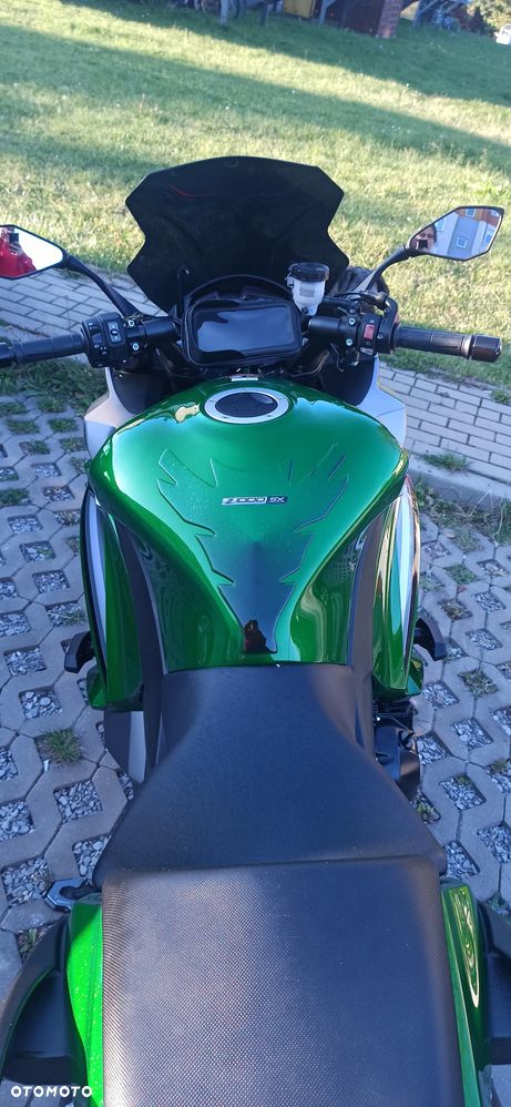 Kawasaki Ninja 1000 SX - 10