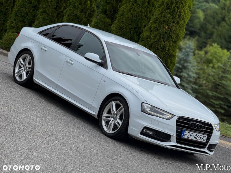 Audi A4 Limousine - 14