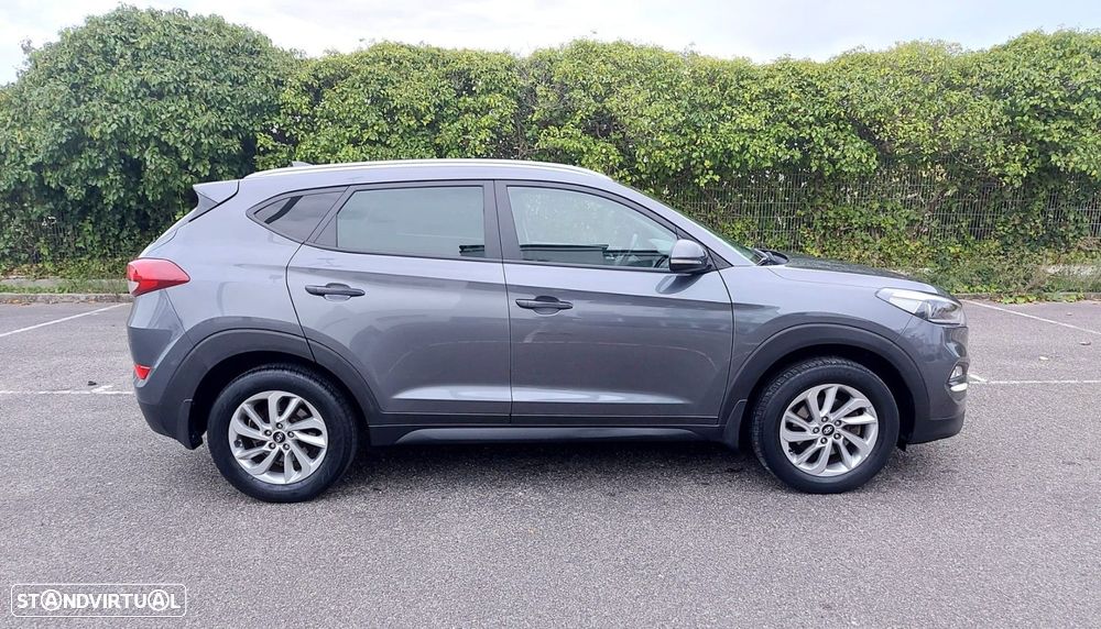 Hyundai Tucson 1.7 CRDi Executive - 4