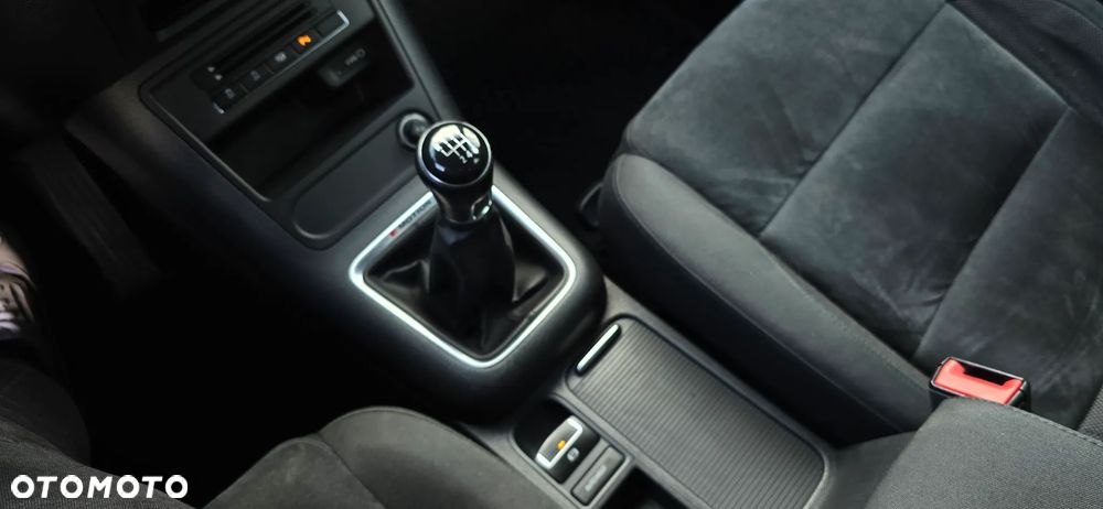 Volkswagen Tiguan 2.0 TDI SCR 4MOTION BlueMotion Technology Sport & Style - 39