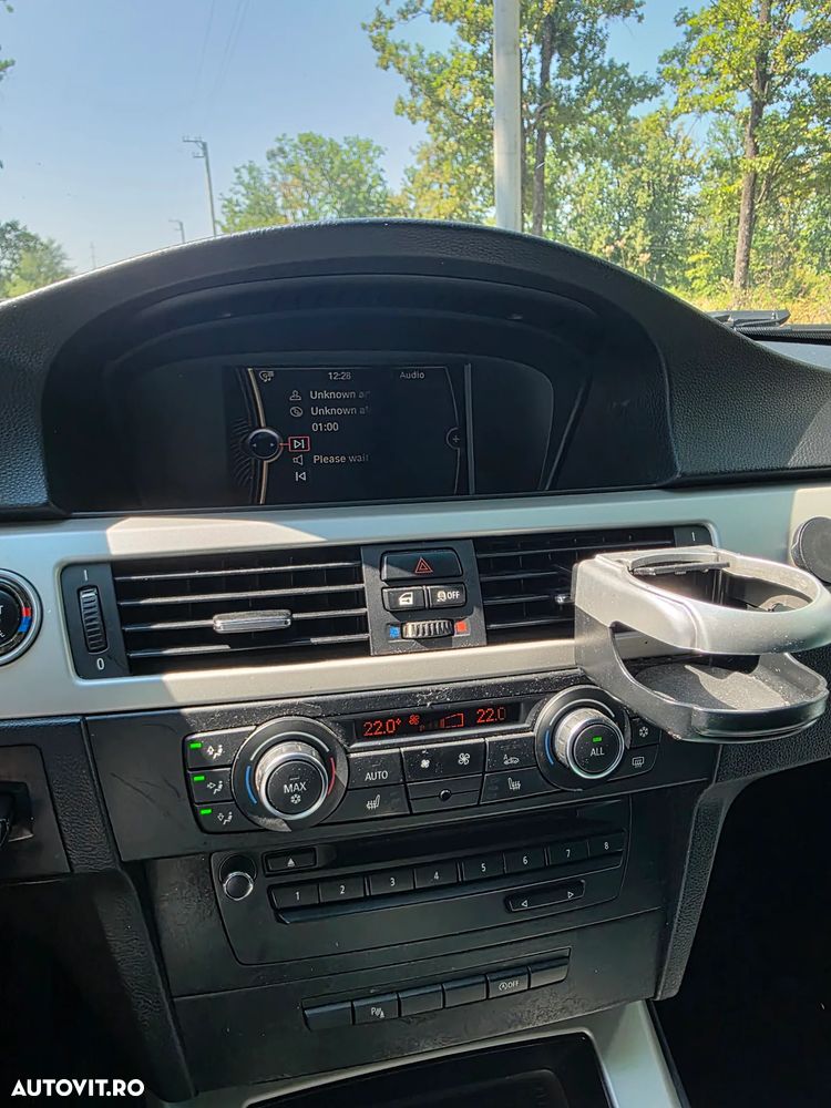 BMW Seria 3 320d - 9