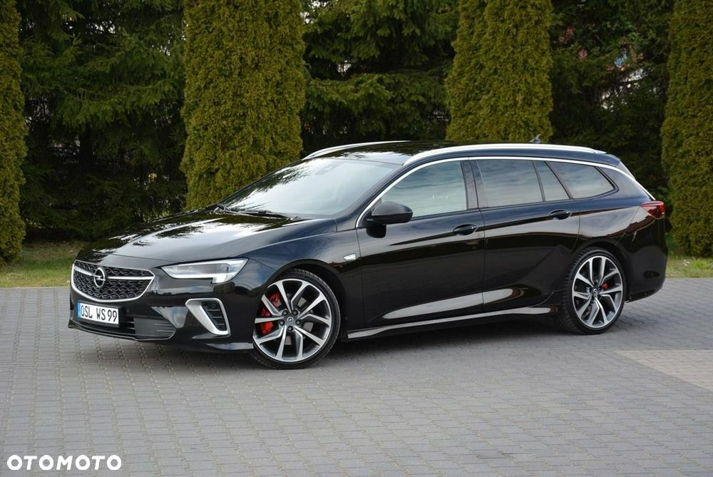 Opel Insignia 2.0 T 4x4 GSi S&S - 9