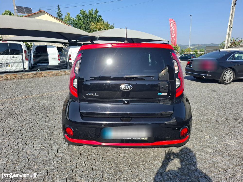Kia e-Soul EV Play - 6