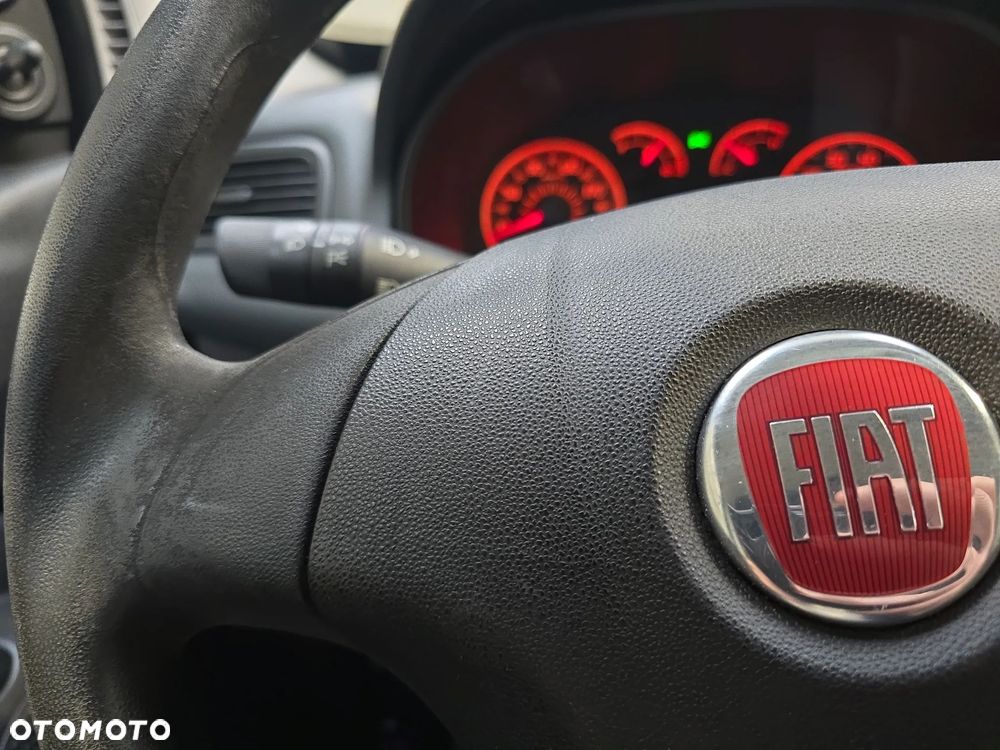 Fiat DOBLO - 19